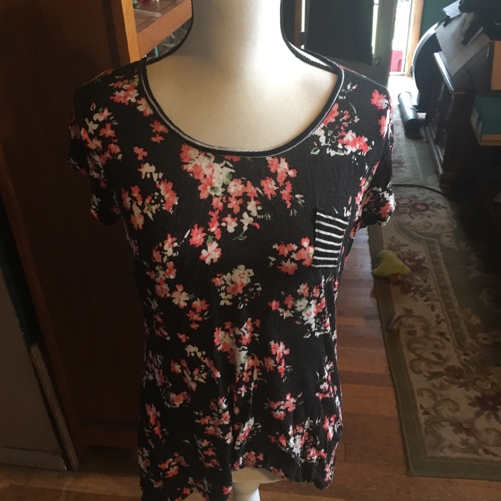Soft floral shirt